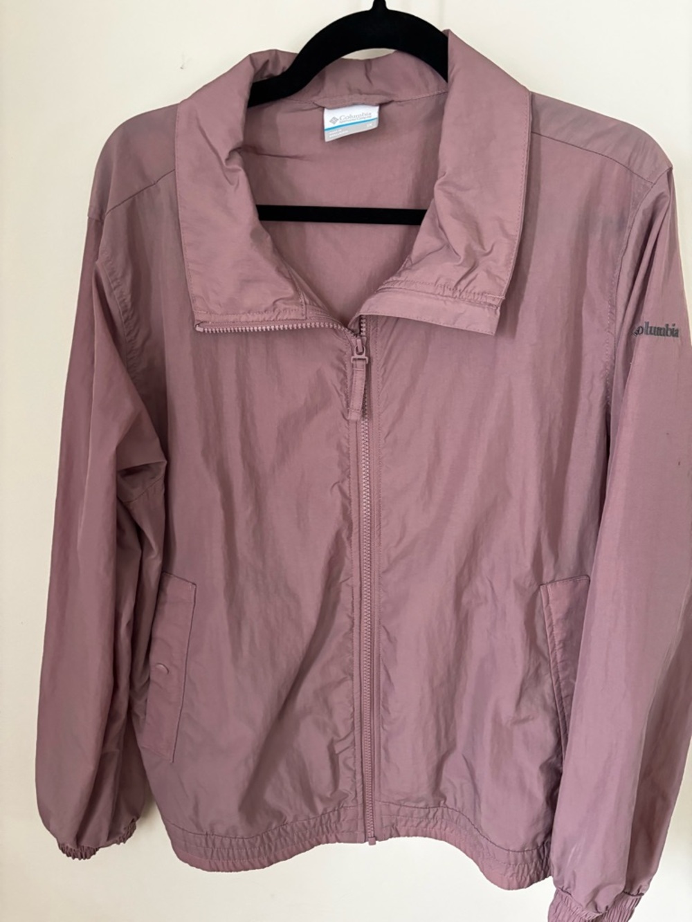 Columbia Women’s Mauve Windbreaker Jacket